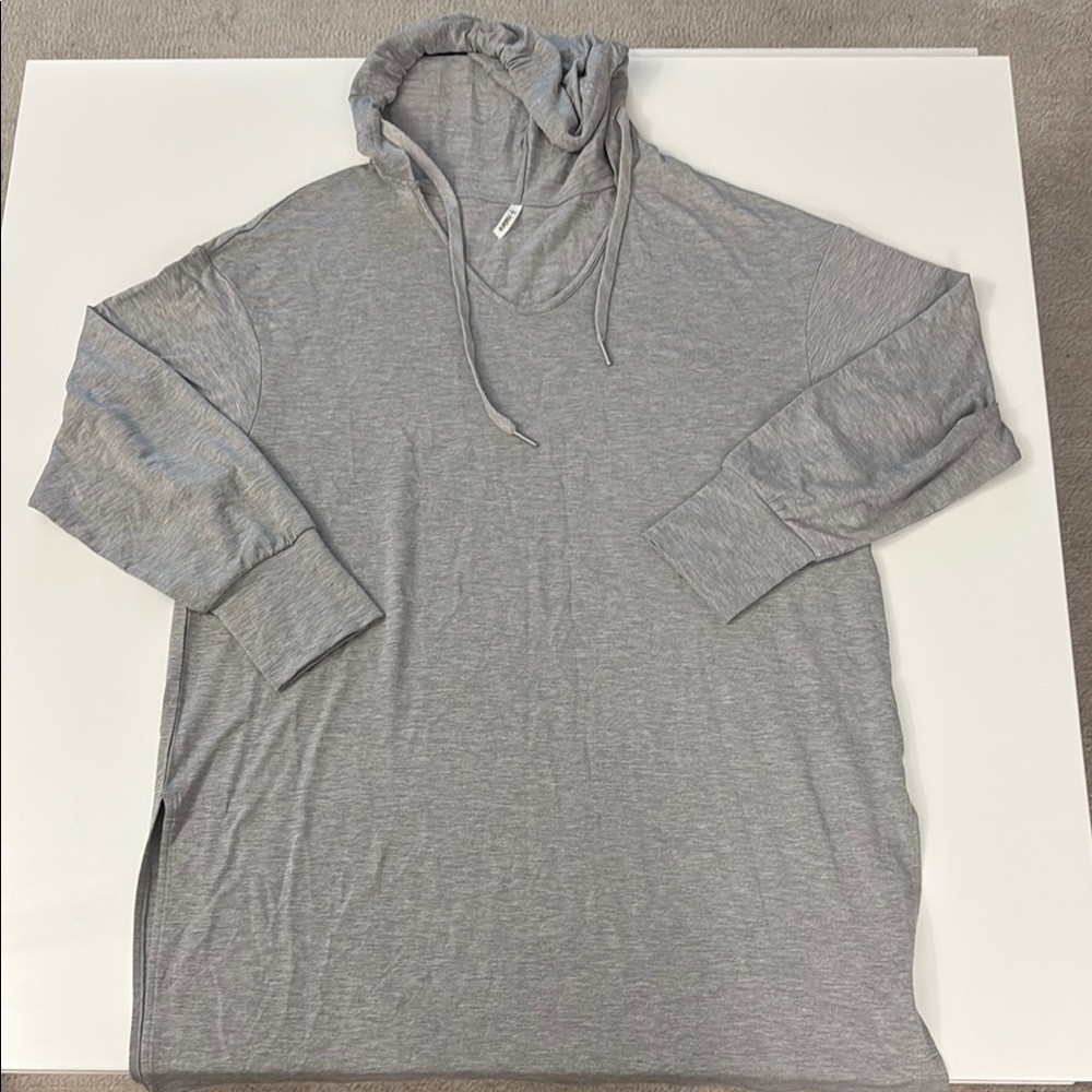 NWT Halara Breathable Round Neck Thumb Hole Hooded Sports Top, Long Sleeve,L